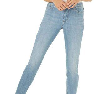 Lee Women's Slim Fit Skinny Leg Midrise Jean, Solstice, 10 Short